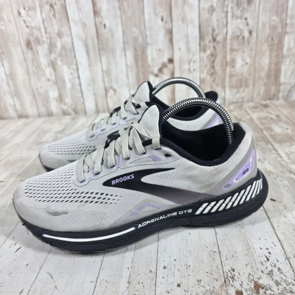 Brooks Adrenaline GTS 23 Womens 9 Wide Grey Lavender Running Shoes